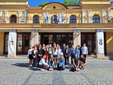 6.B v Klicperáku
